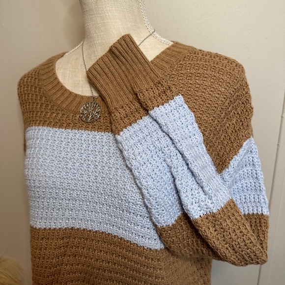 Tan and Blue Stripped Sweater - Picture 2 of 4